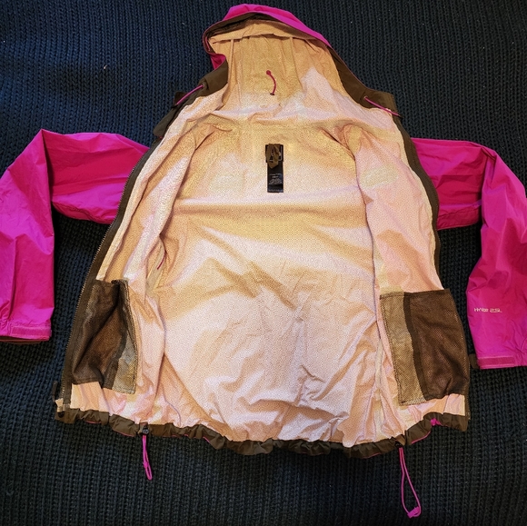 The North Face woman's shell jacket - Picture 3 of 4